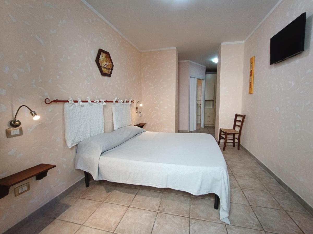 La Mezzanella Guesthouse Porto Torres Dış mekan fotoğraf