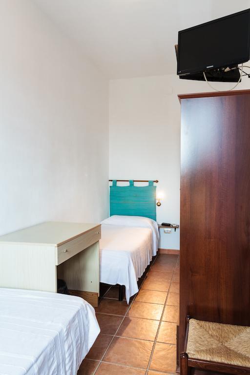 La Mezzanella Guesthouse Porto Torres Oda fotoğraf
