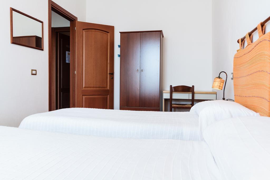 La Mezzanella Guesthouse Porto Torres Oda fotoğraf