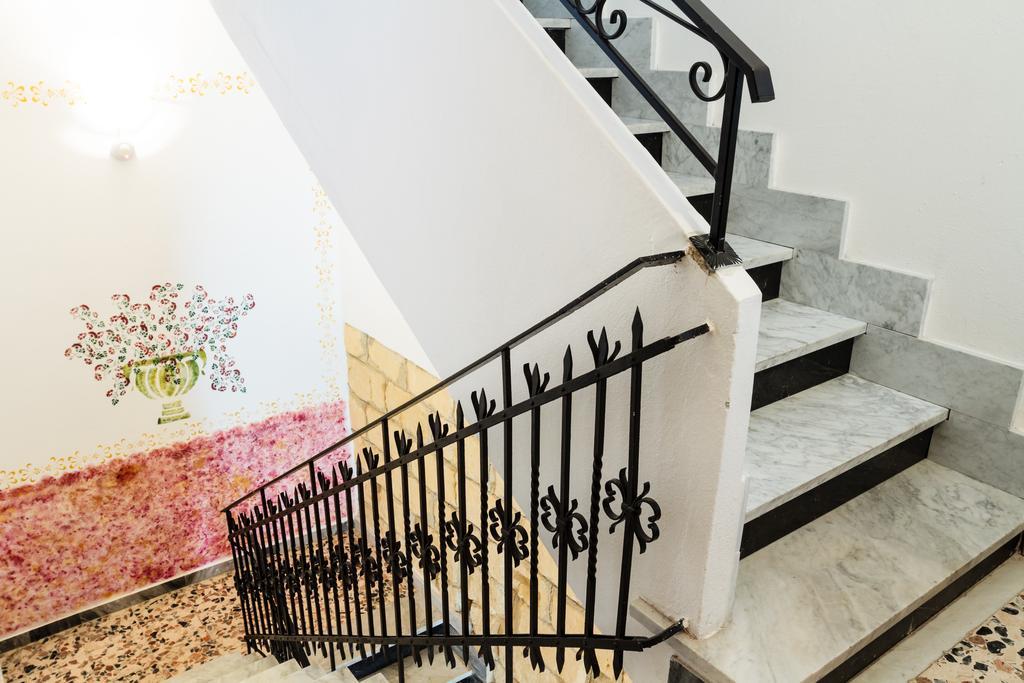 La Mezzanella Guesthouse Porto Torres Dış mekan fotoğraf
