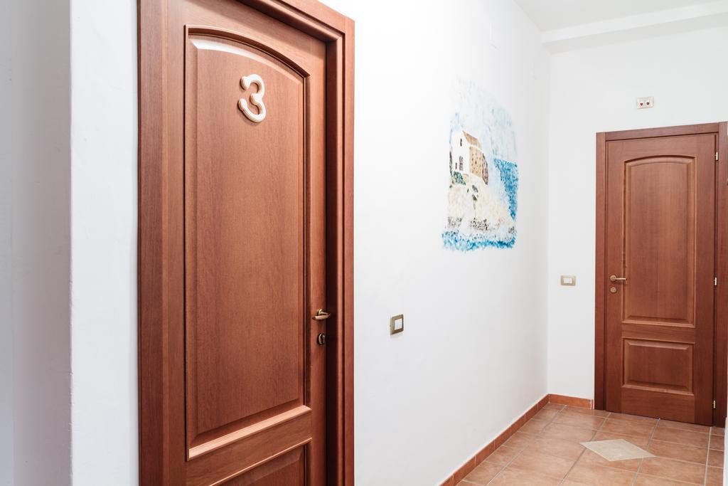 La Mezzanella Guesthouse Porto Torres Dış mekan fotoğraf